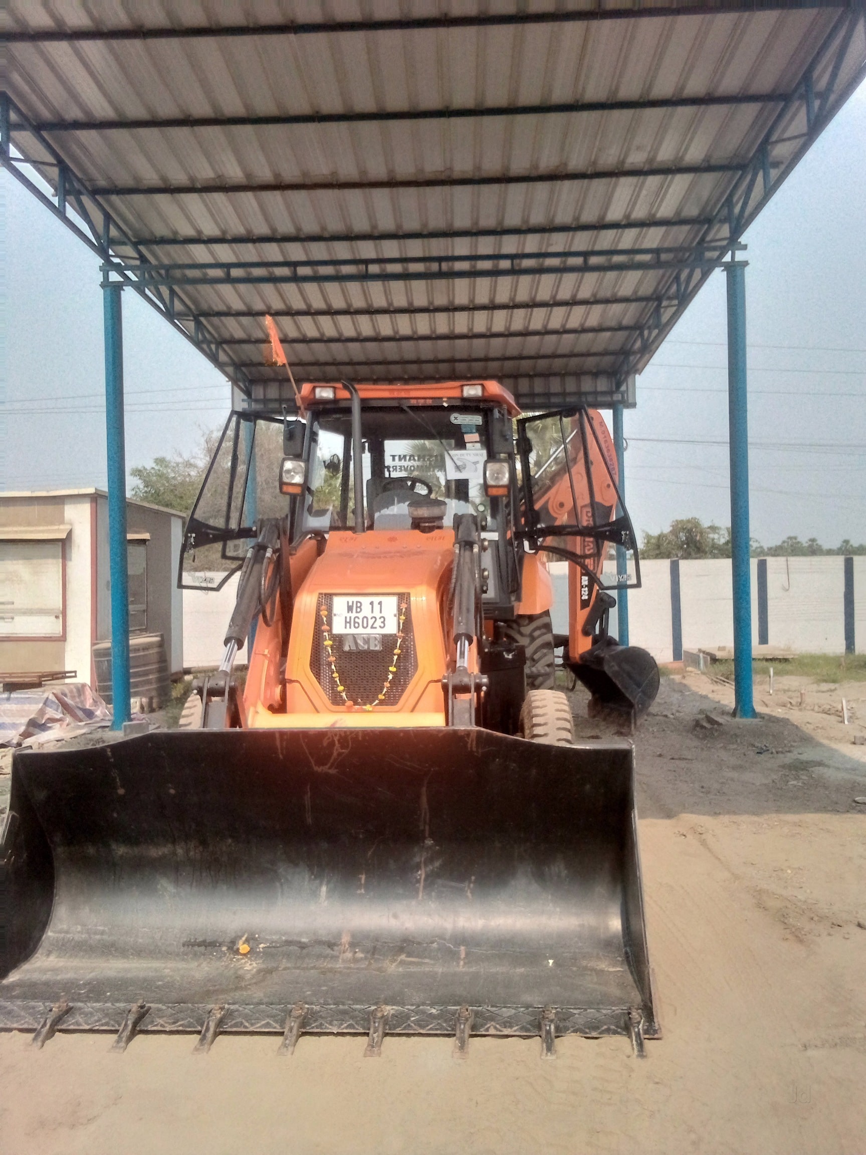 Nishant Earthmovers in Liluah, Howrah - Best Earthmover Dealers-JCB in ...