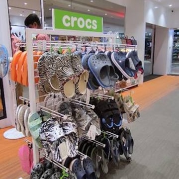 Chinatown Market Crocs Shoes Crocs Market Market Metro Shoes (U
