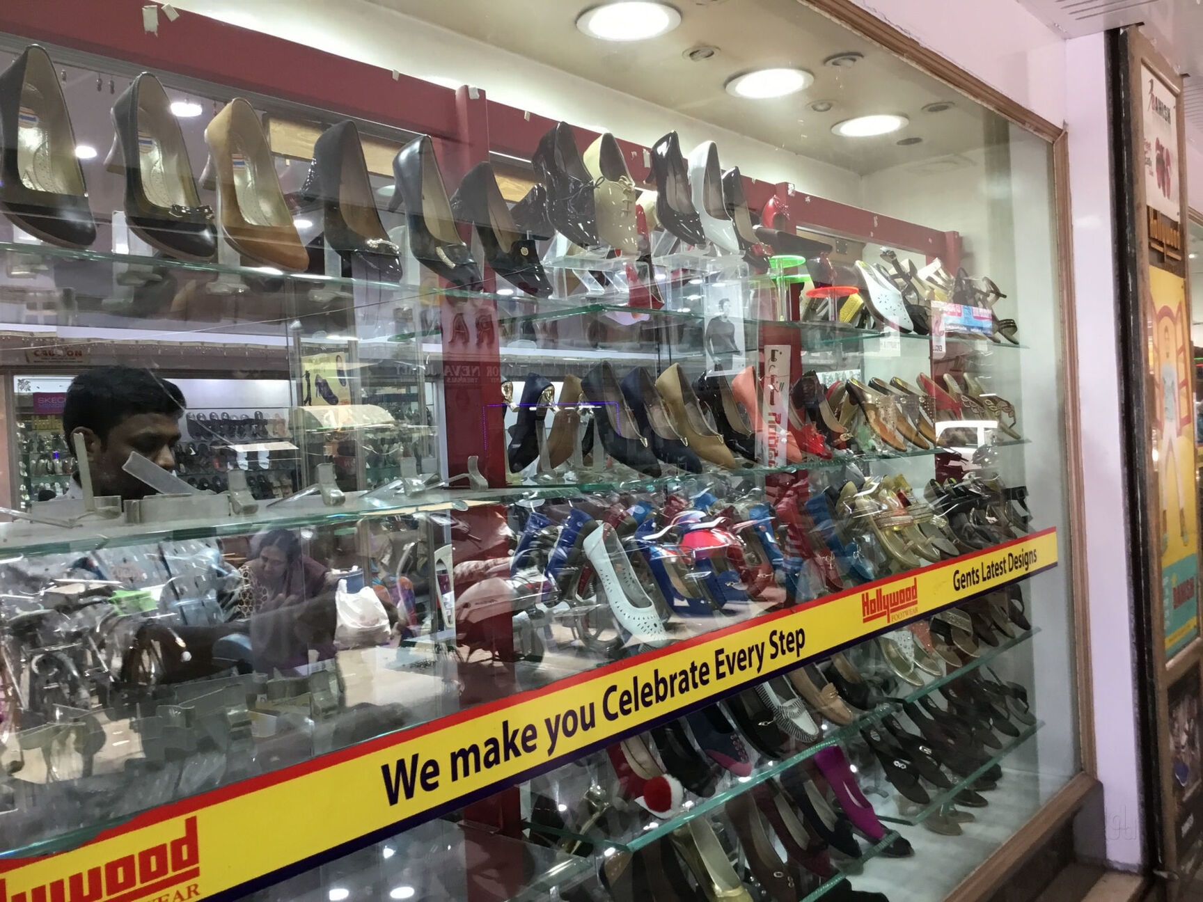 Products offered by Hollywood Footwear in Abids, Hyderabad - Justdial