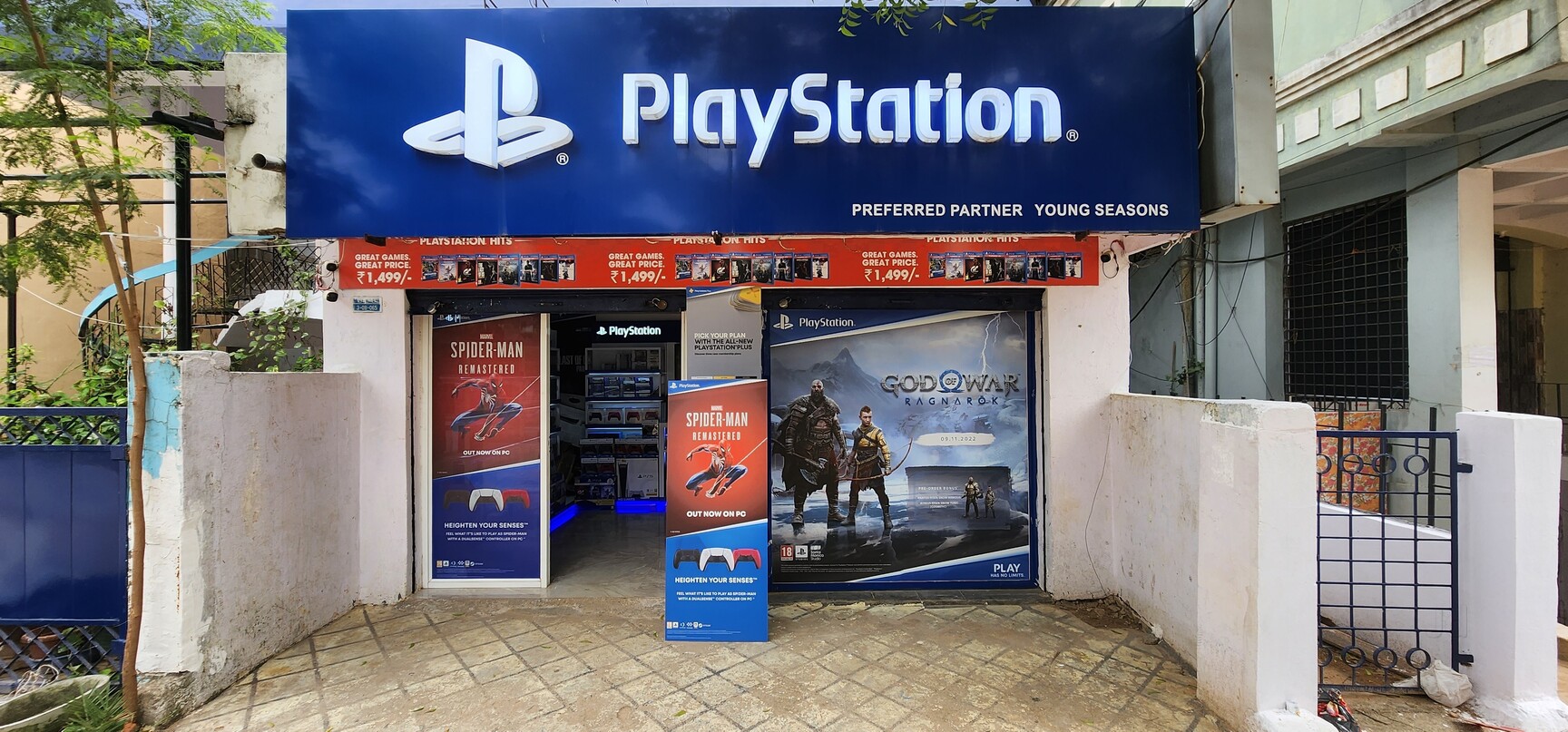 Vr Headset Virtual Reality Display Headset Price Starting From