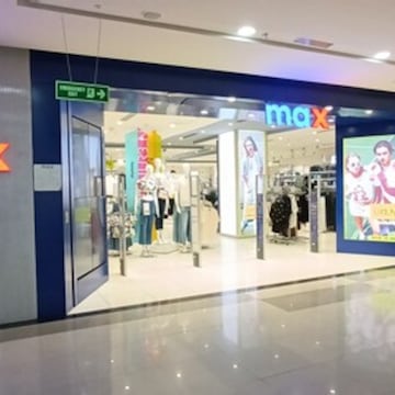 max shopping near me