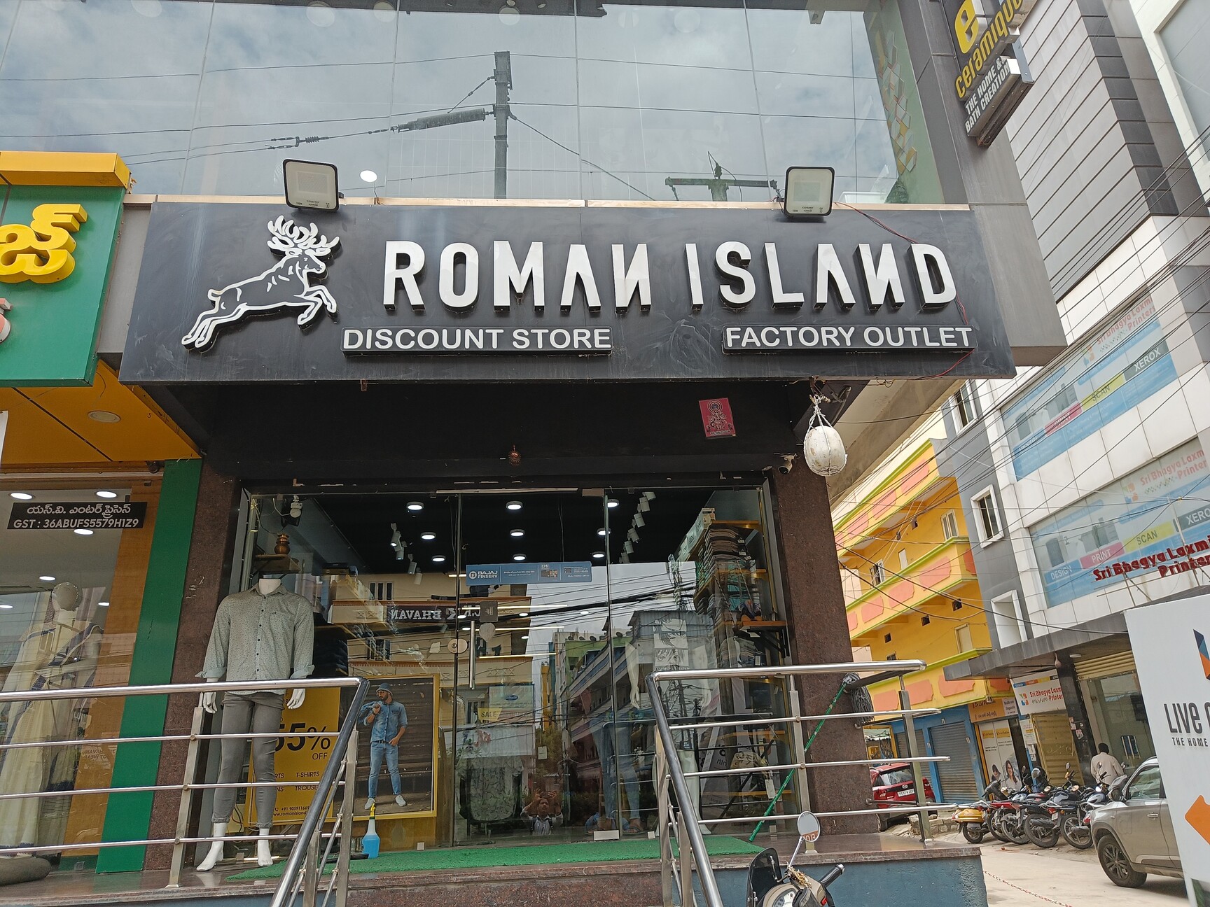 Denim Jeans in Secunderabad Stylish, Comfortable Trendy