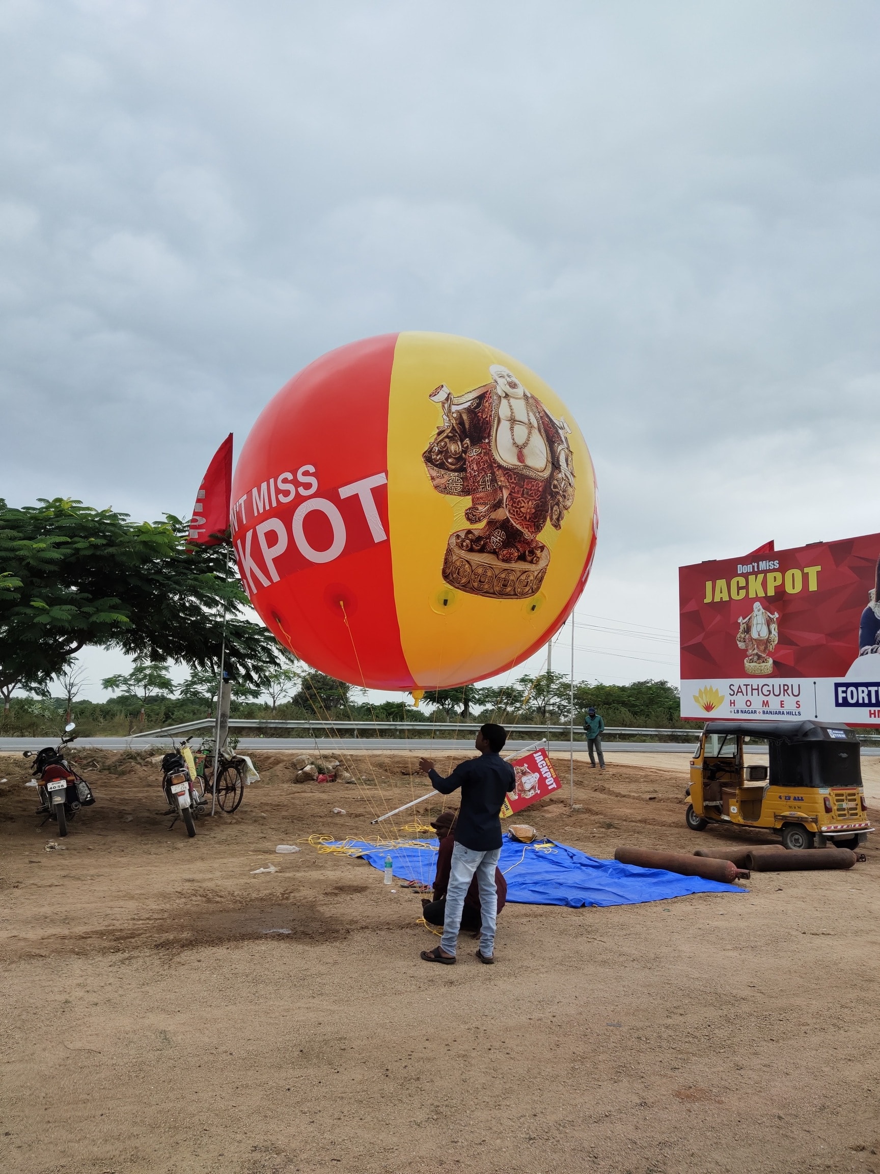 LED Balloon in Guntur Colorful, Eye-Catching Decor Justdial