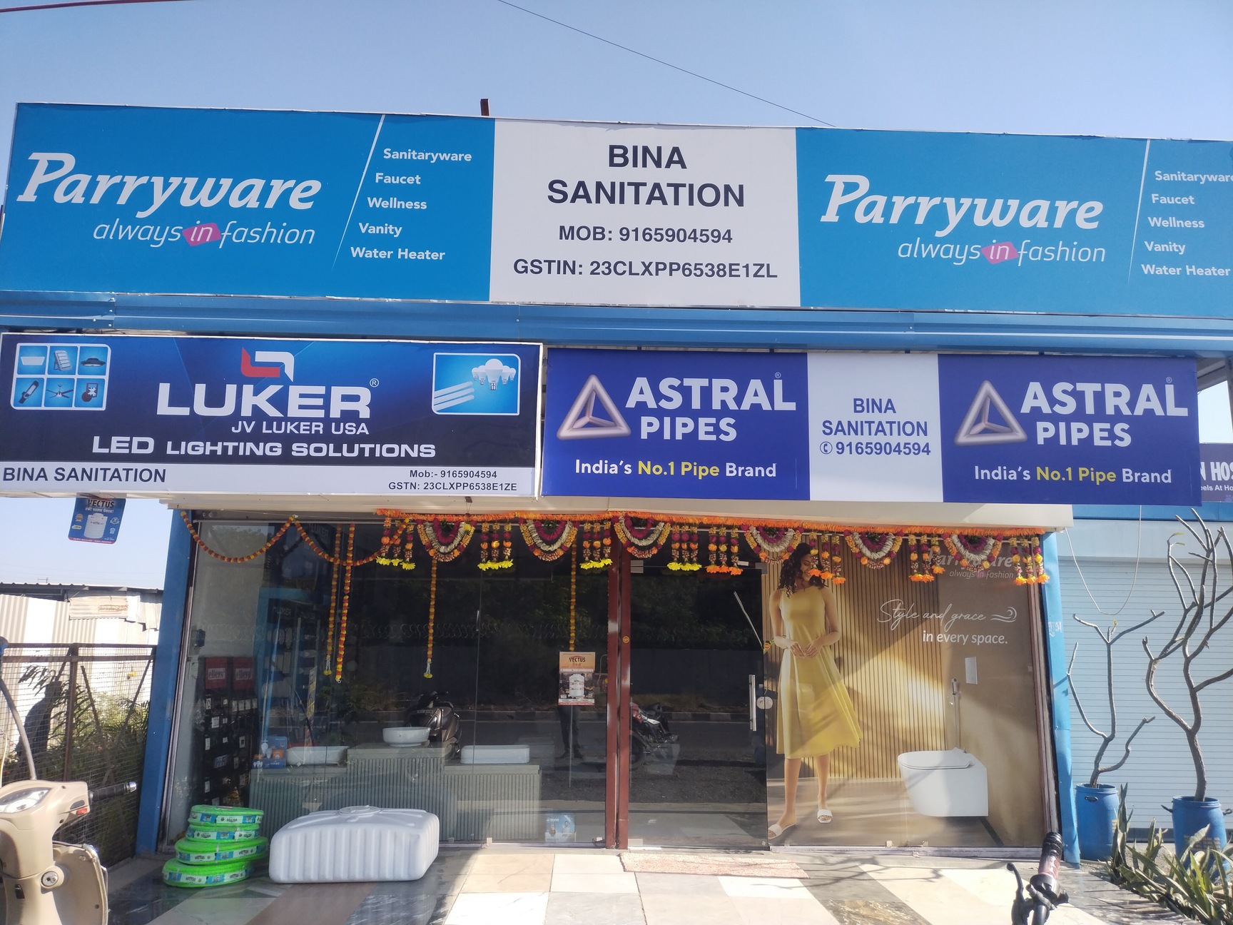 Socket Electric Socket Price Starting From Rs Find Verified