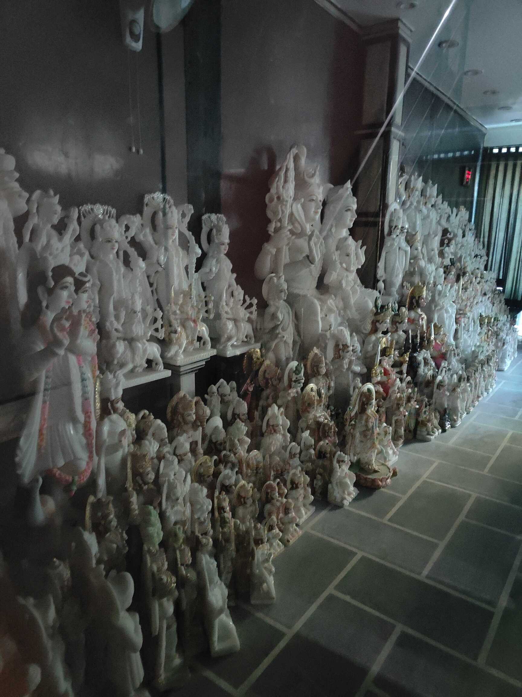 Elephant Decorative Statue in Jaipur Exquisite, Handcrafted