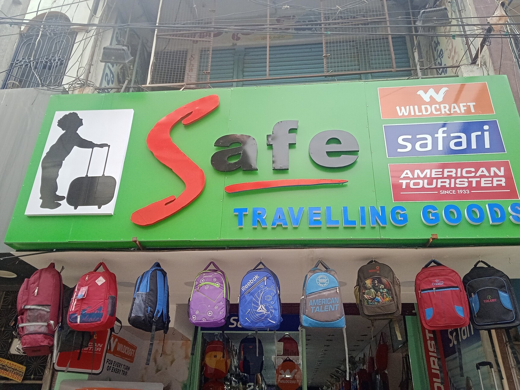 Safari PRET 55 RED RDFL Baig Safari PRET 55 RED RDFL Bags Price