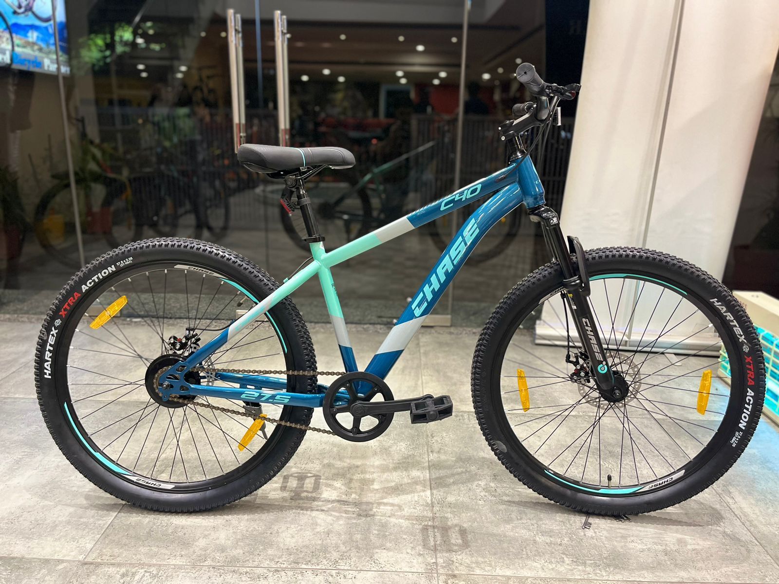 Hero Boys Green, White Cycle Hero Boys Green, White Bicycle