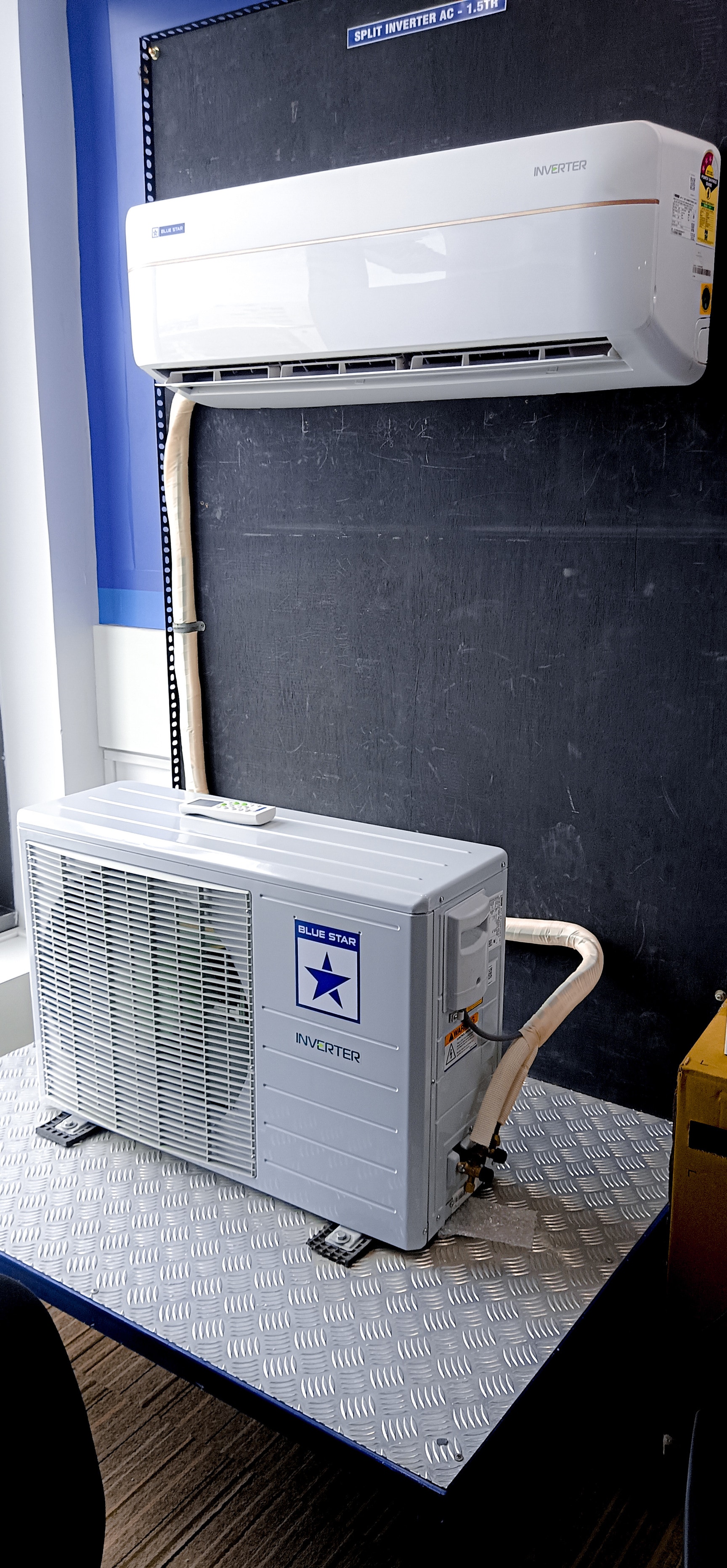 SAMSUNG AR18TV3HFWK Split AC powered by Triple Inverter With