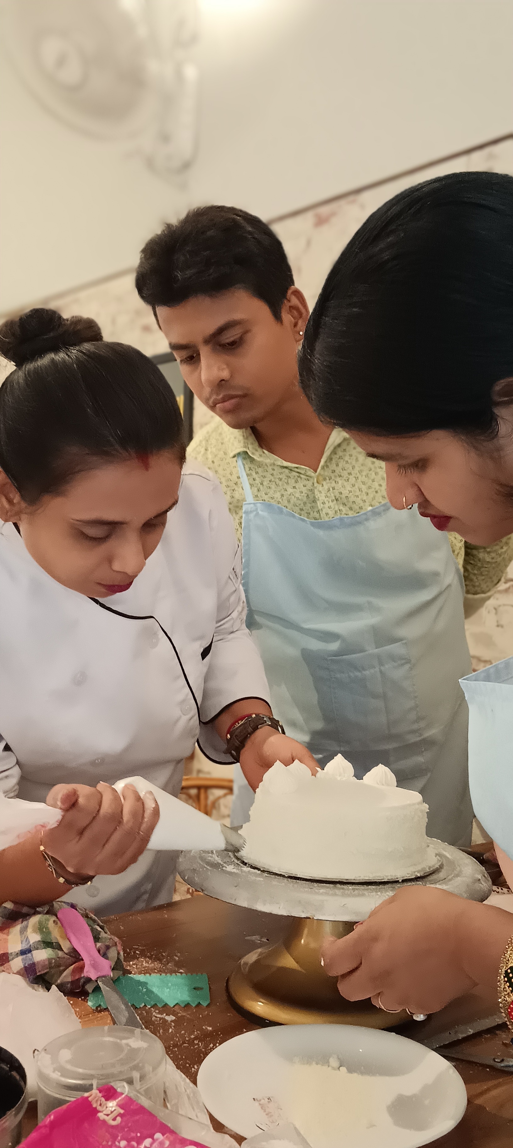 Saras Cooking Class in Aminabad,Lucknow - Best Cookery Classes near me ...