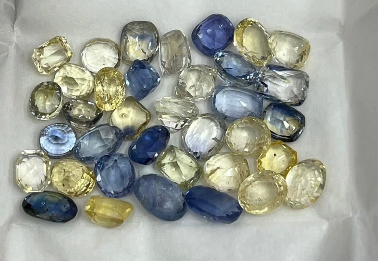 Green Hydro Gemstone in Bhatinda - Vibrant, Stunning, and Unique