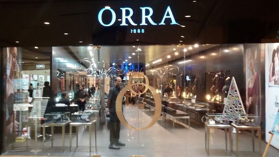 Showroom Orra Diamond Bracelet ORRA Diamond Jewellery ORRA 18