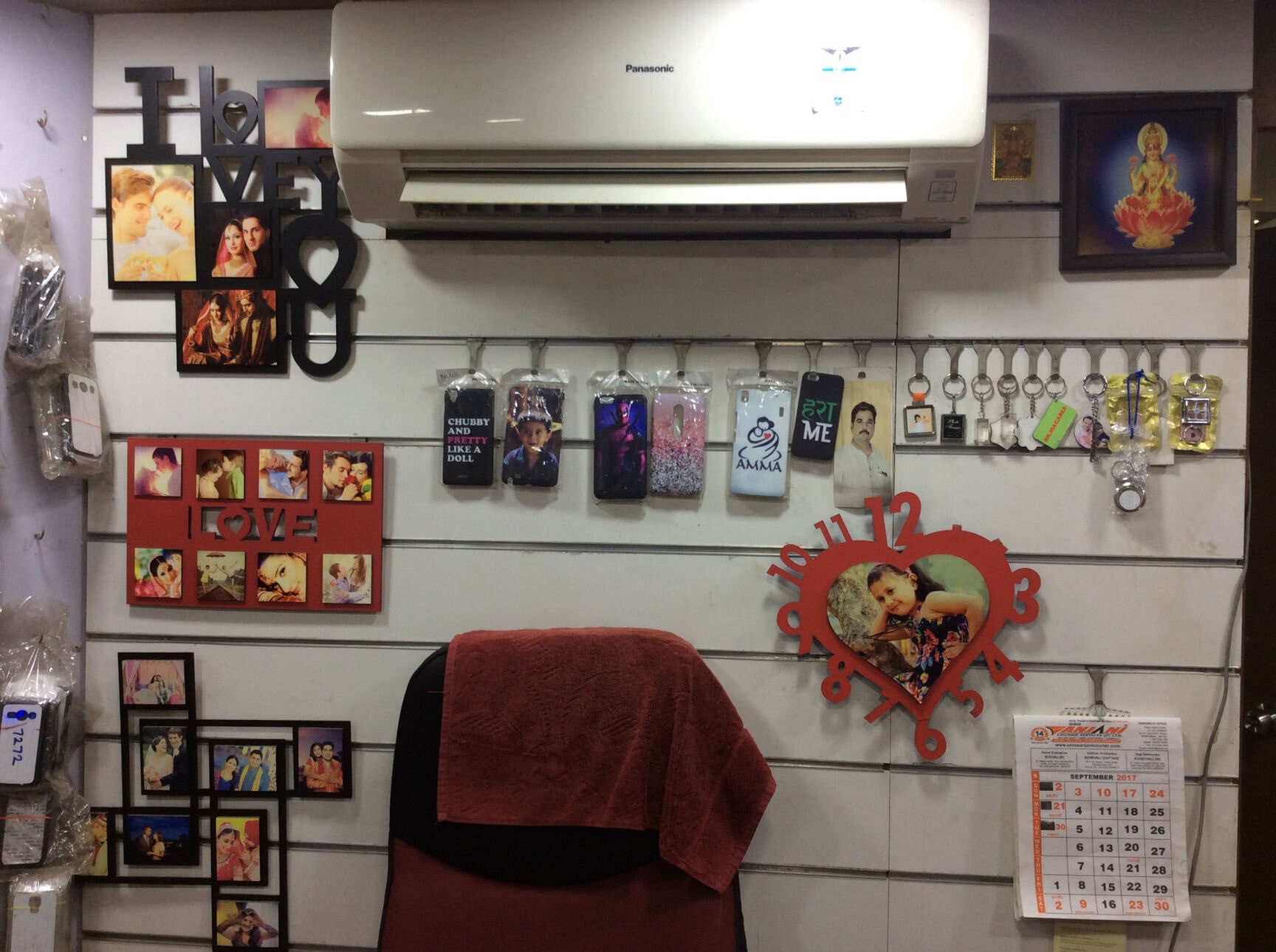 Glossy Tonic Cases in Mumbai - Dealers, Manufacturers & Suppliers