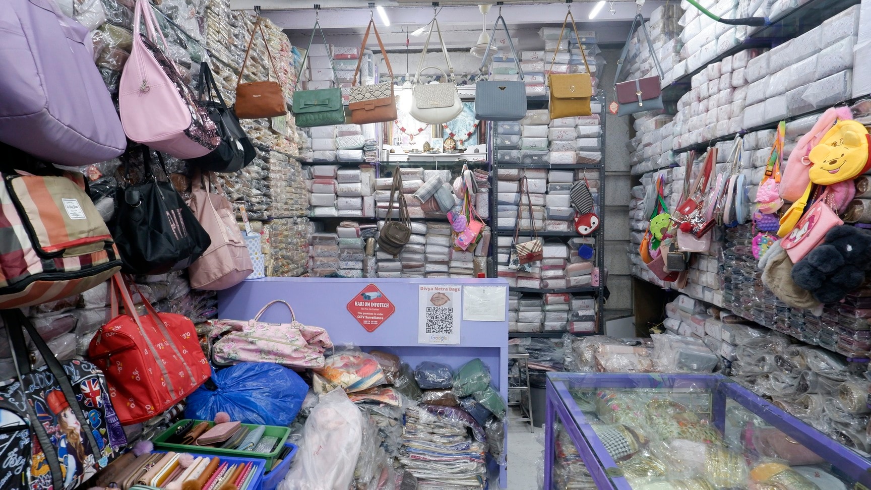 Luggage Dealers Bags Showroom Near Me Wholesale Luggage