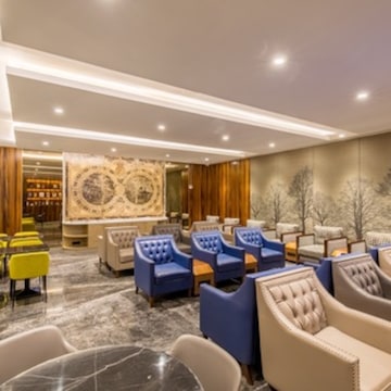 Travel Club Lounge T1 in Vile Parle East,Mumbai - Best Airport