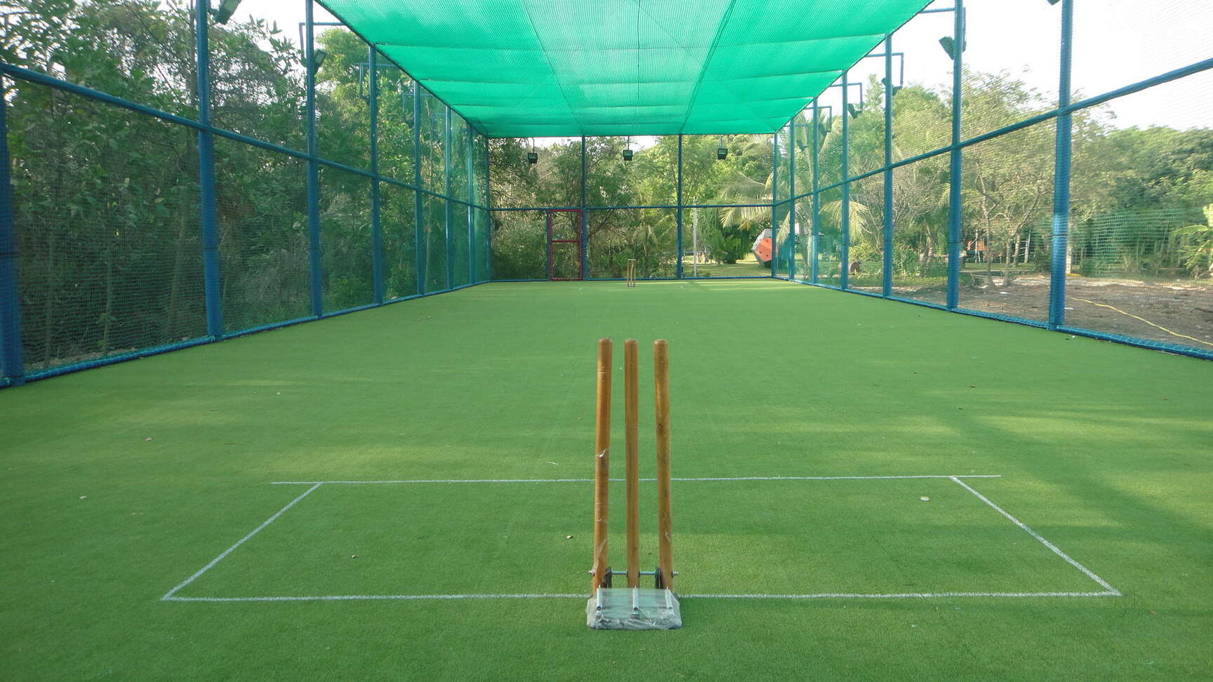 White Cricket Ball in Mumbai Durable, High-Quality Cricket Balls