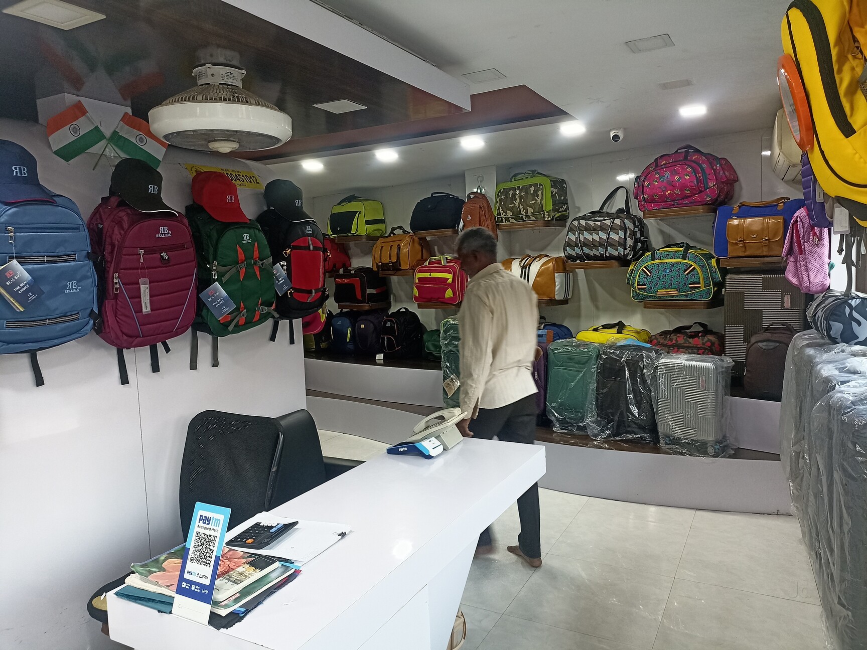 Luggage Suitcase Durable Travel Bags for Every Journey