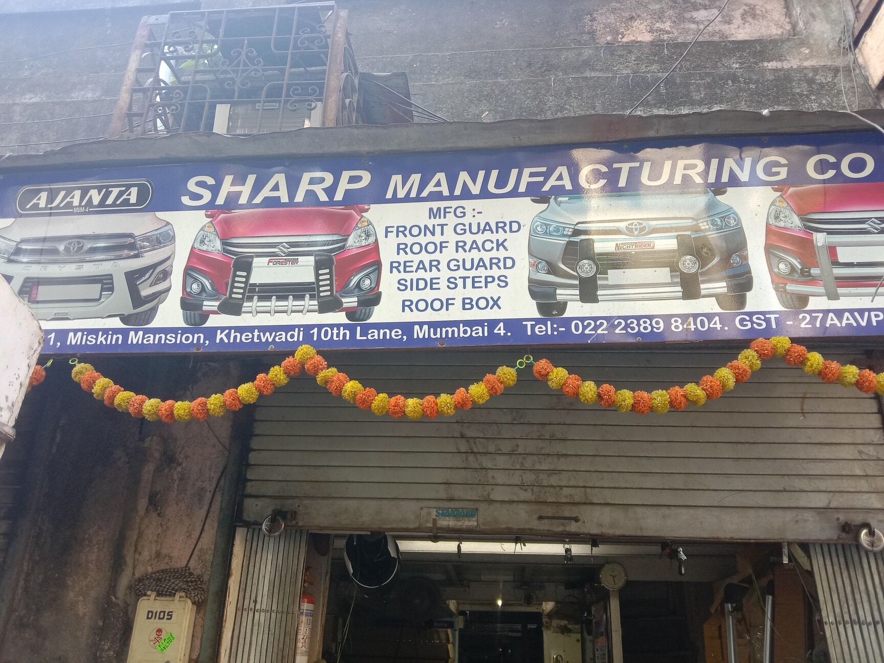 Car Accessories in Mumbai Premium Vehicle Gear Superior Add