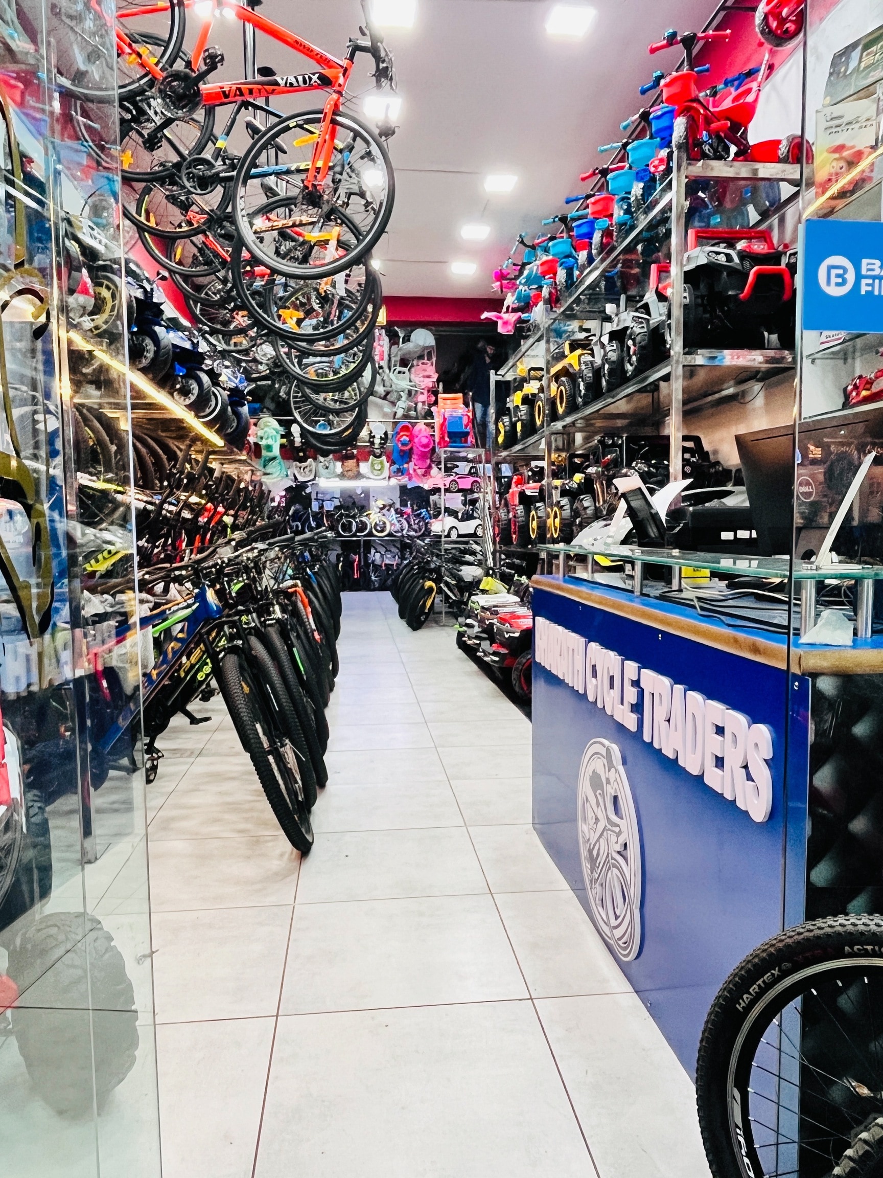 R,Sショップ ZEXUS ZEXUS FLASHER ZX-135 ブラック 懐中電灯、ハンディライト - 最