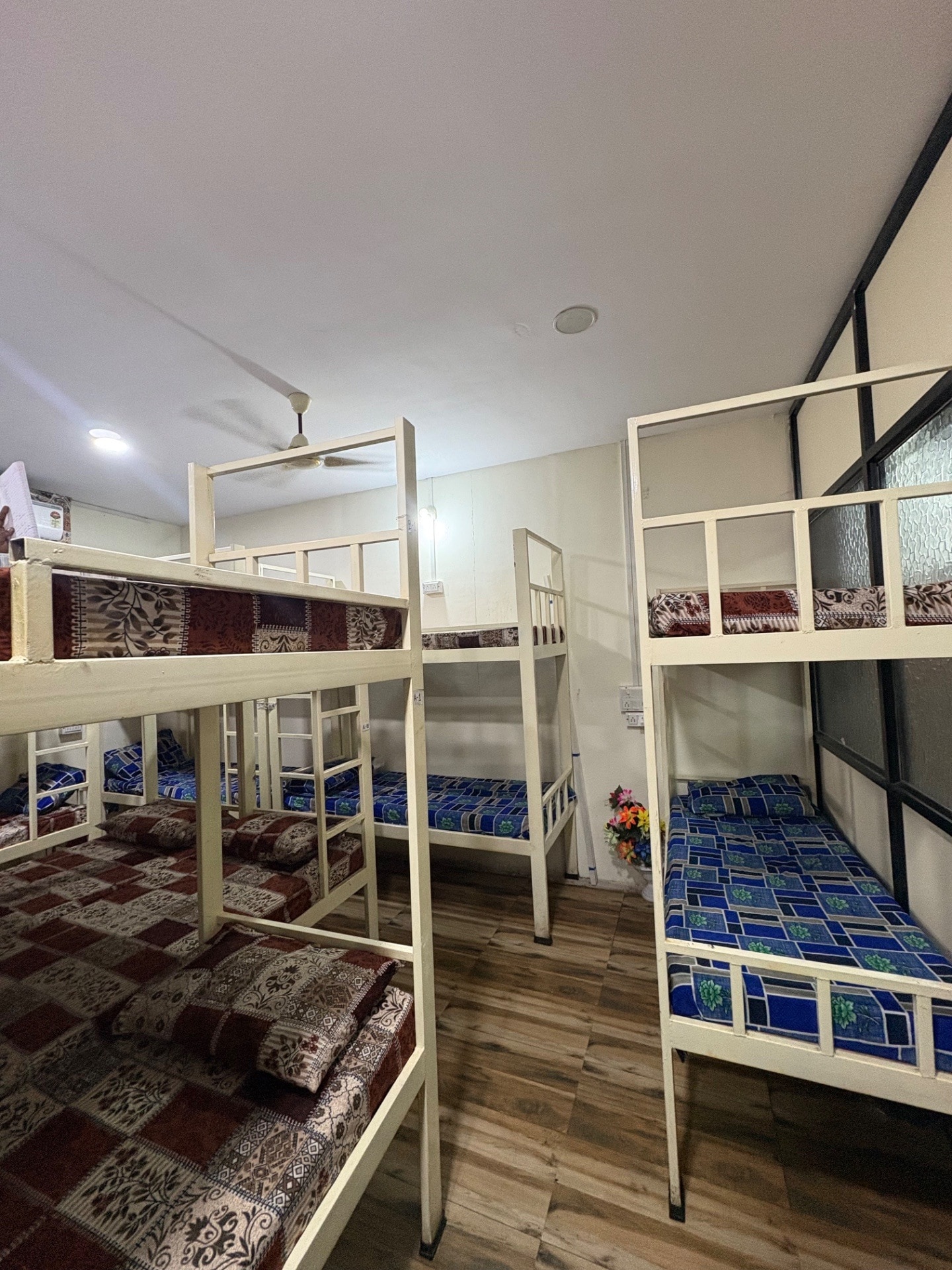 Top Dormitory Services near Borkar Multispeshality Hospital Ashirwad ...