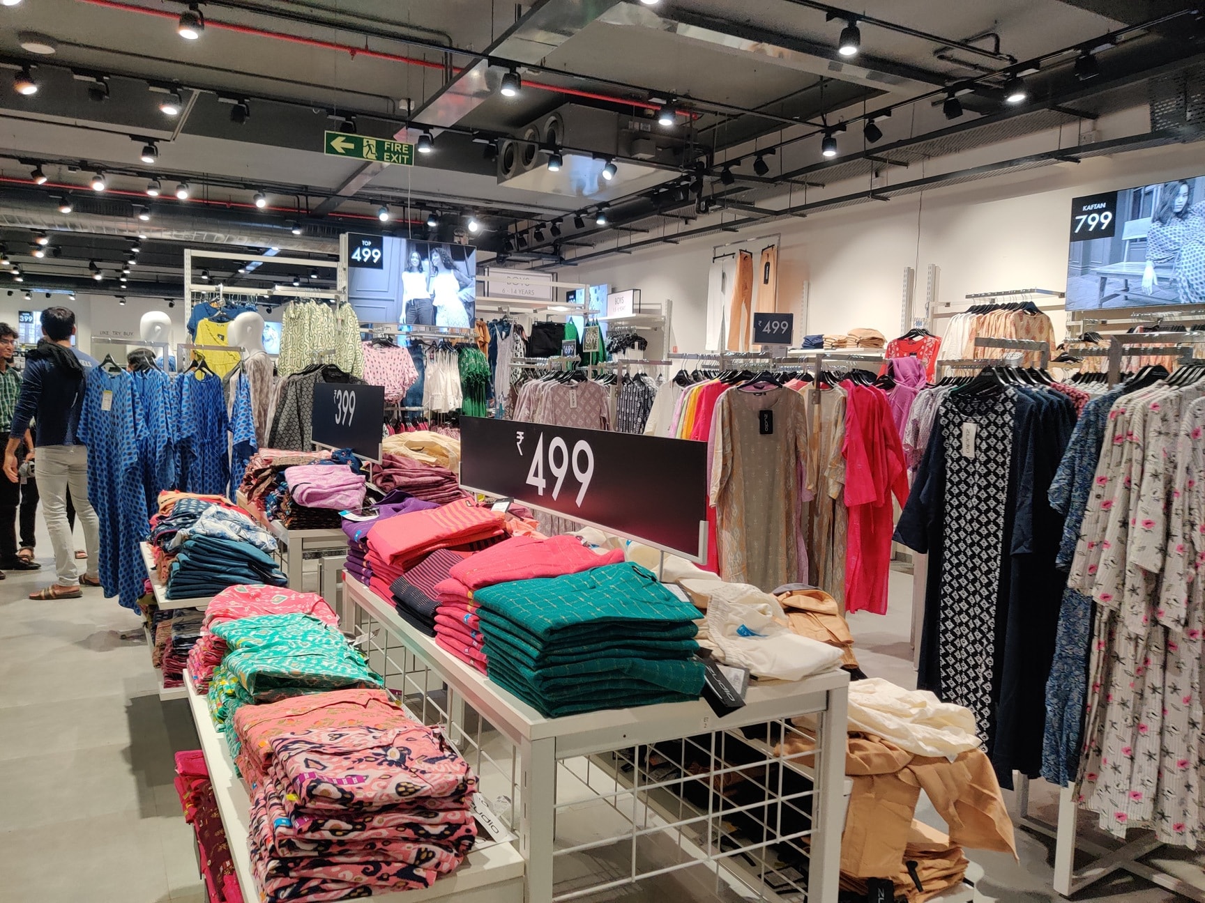 Clothing Westend Mall Champion Sports Pune Zudio In Sanpada Sector