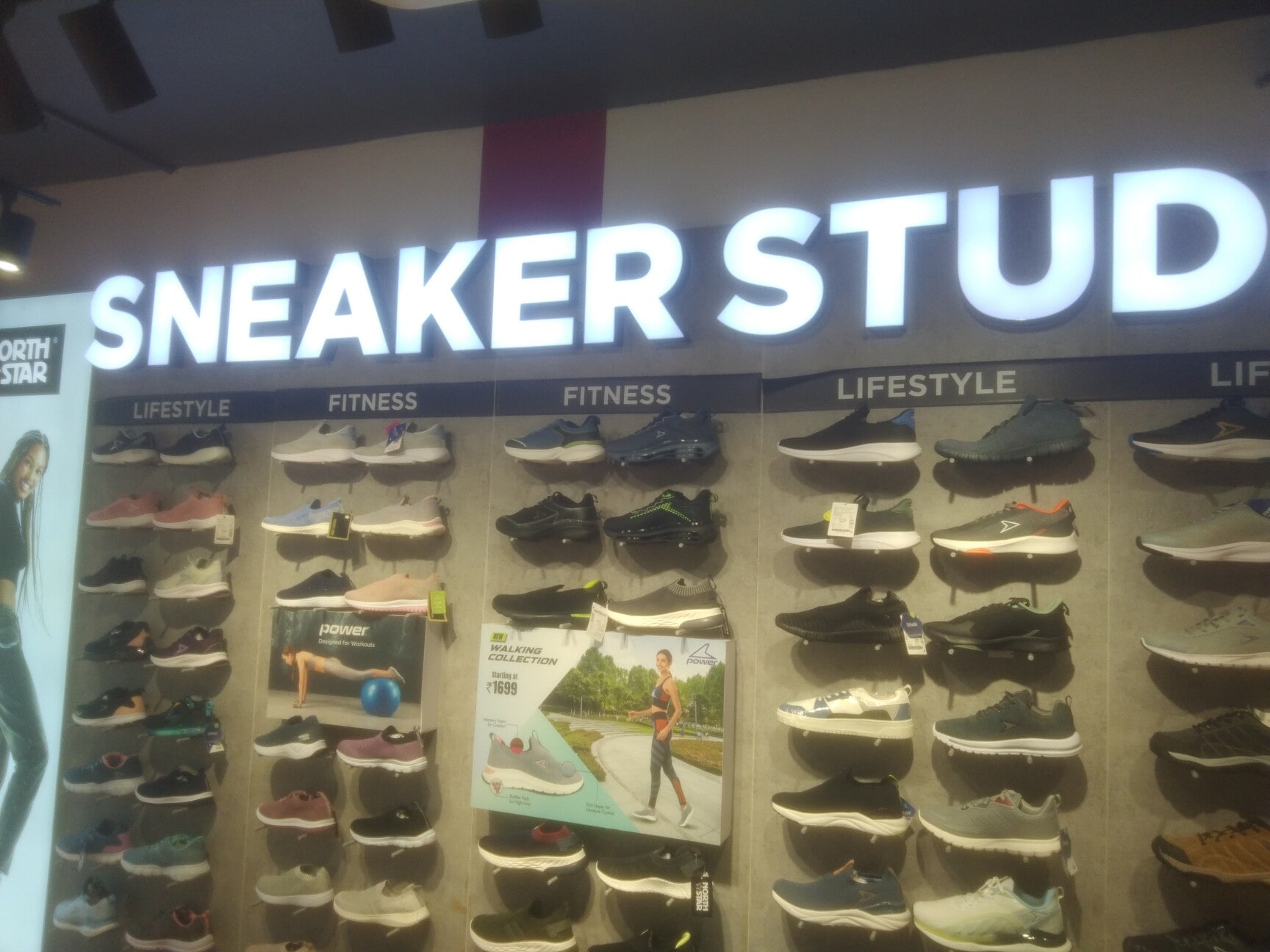 Skechers Showroom Marina Mall Skechers Omr Bata Shoe Store In