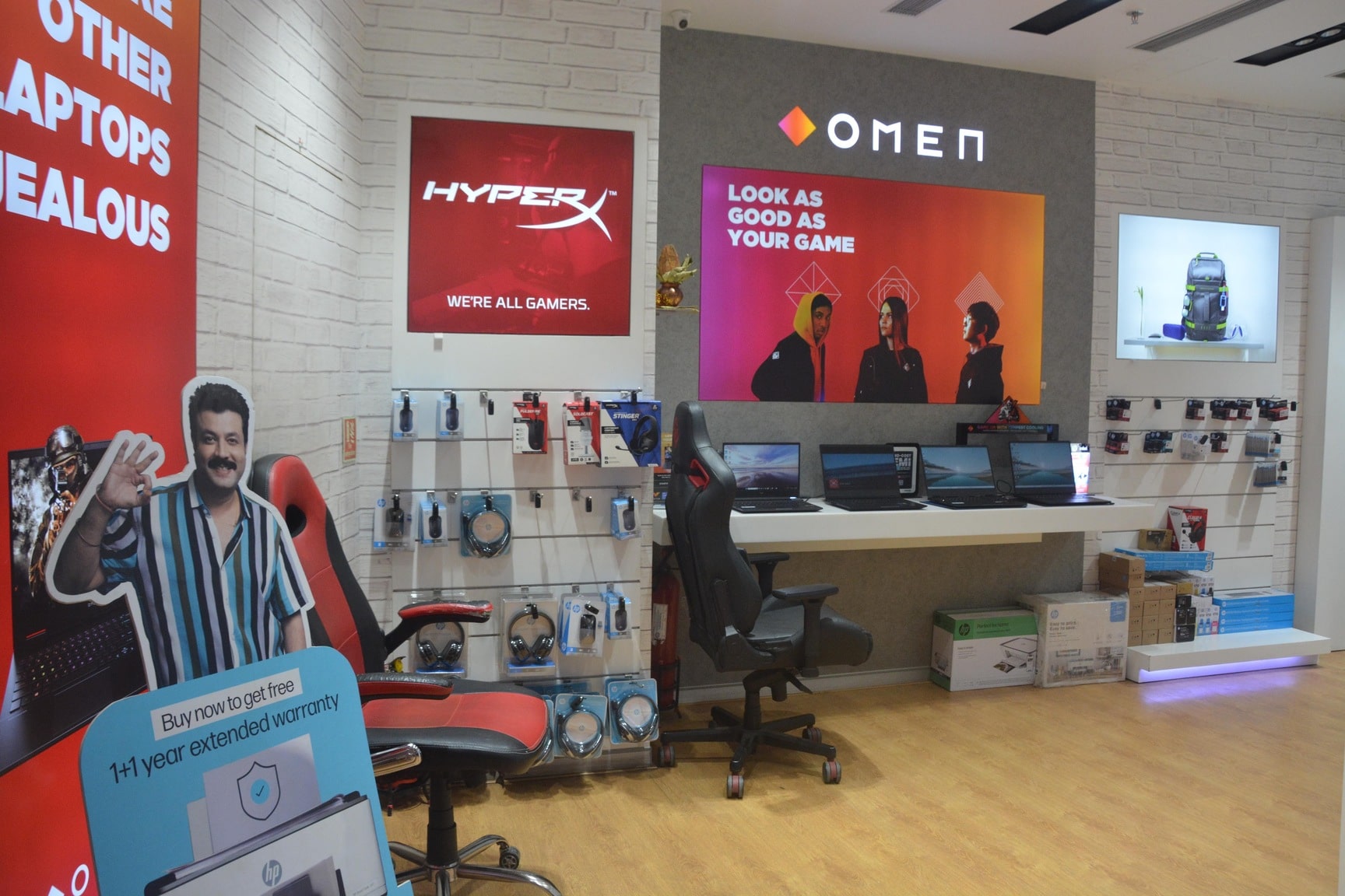 希少！International Shop Display 世界の商店1 ISLE 2023 in 60 Seconds | International Signs & Led Exhibition