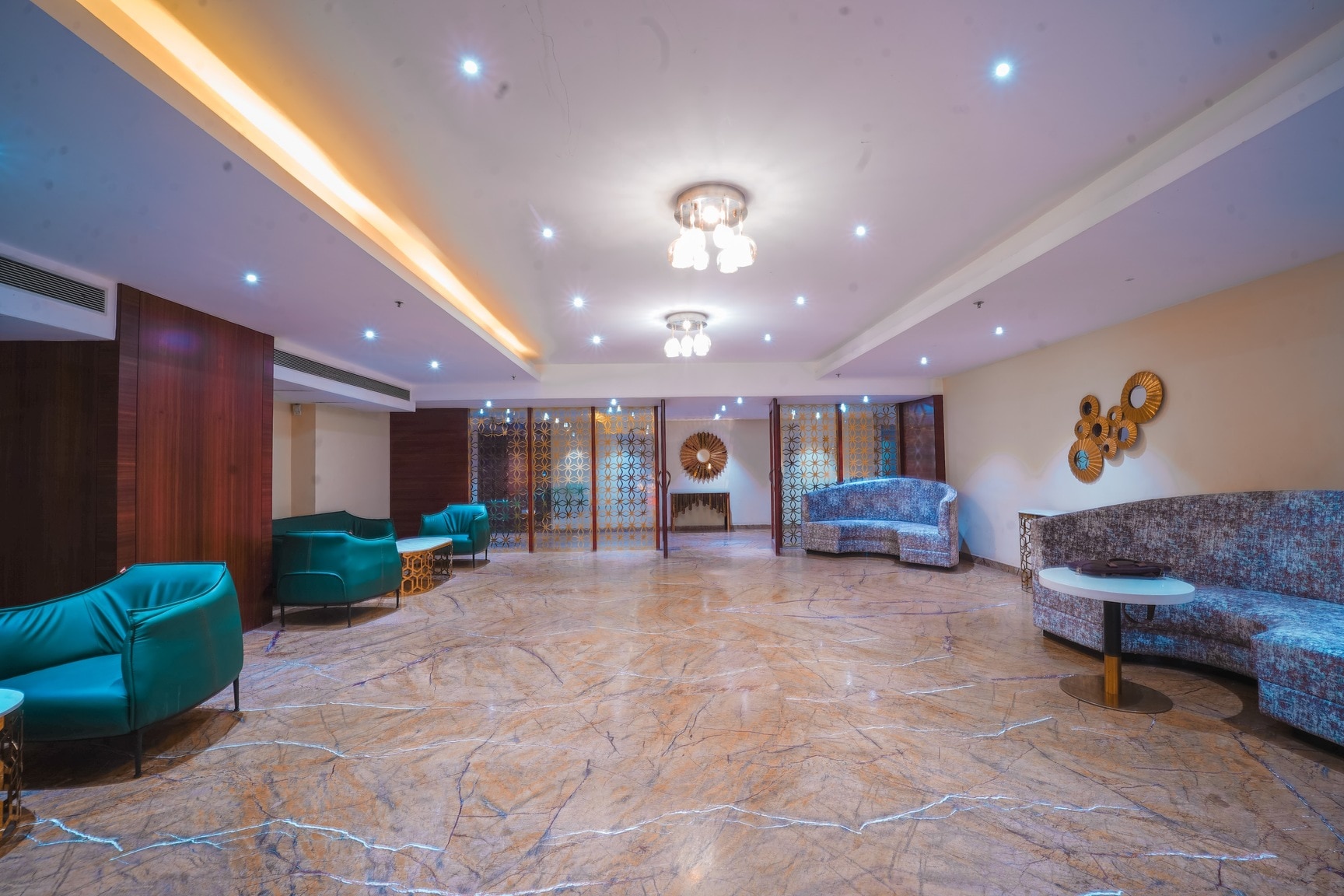 Hotel Babylon Capital in Jivan Vihar, Raipur-Chhattisgarh - Best Business  Centres in Raipur-Chhattisgarh - Justdial
