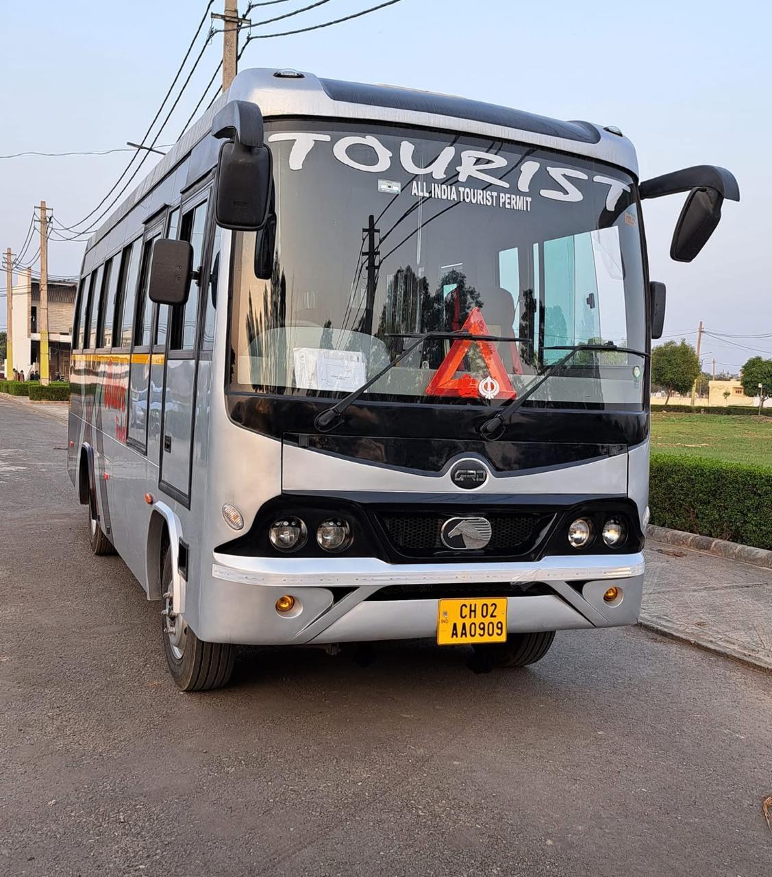 Chand Rent Top Mini Bus On Hire in Ambheta Chand - Best Mini Bus Rentals - Justdial
