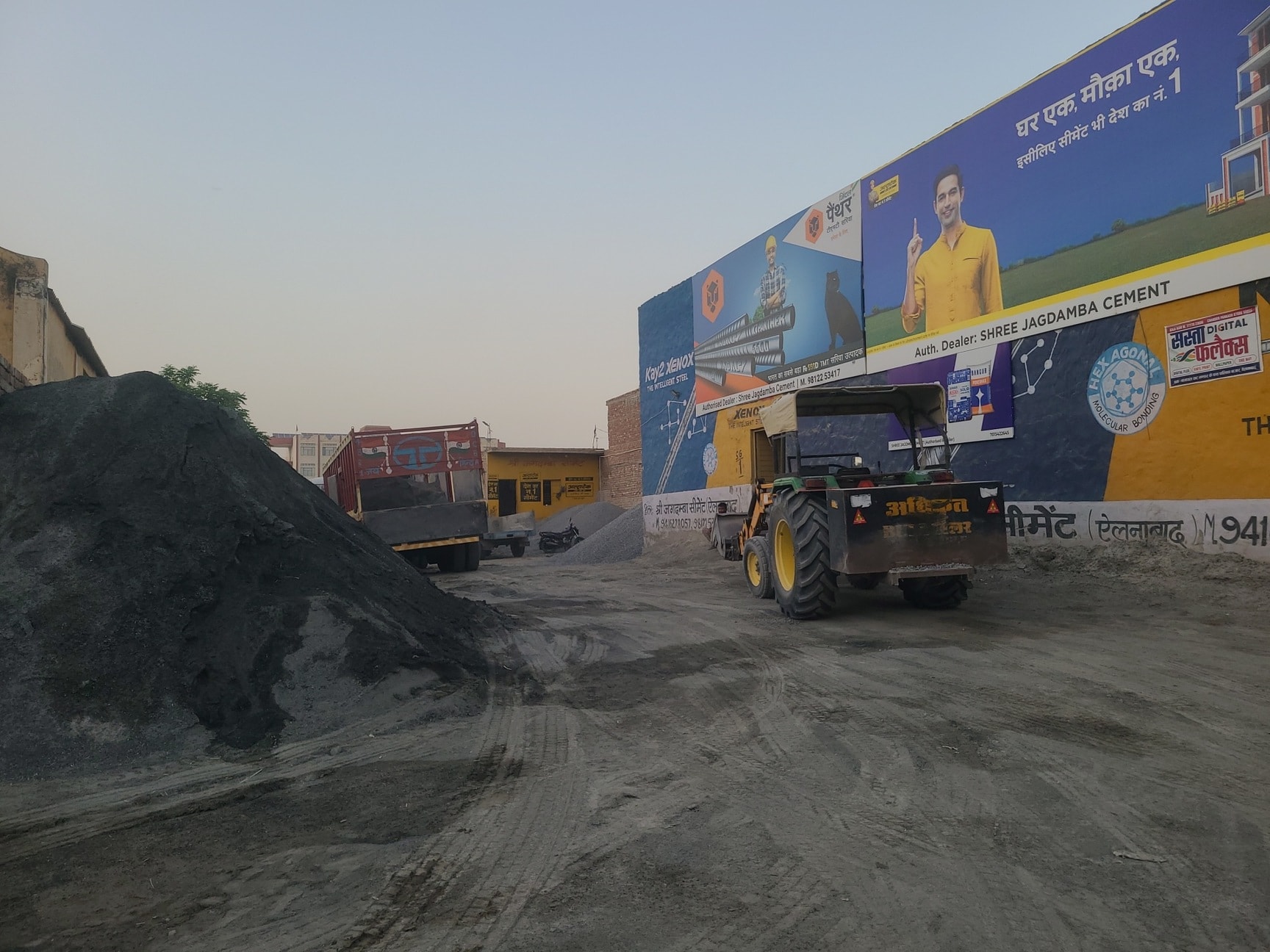 Bricks in Sirsa-haryana at Best Price Dealers, Manufacturers