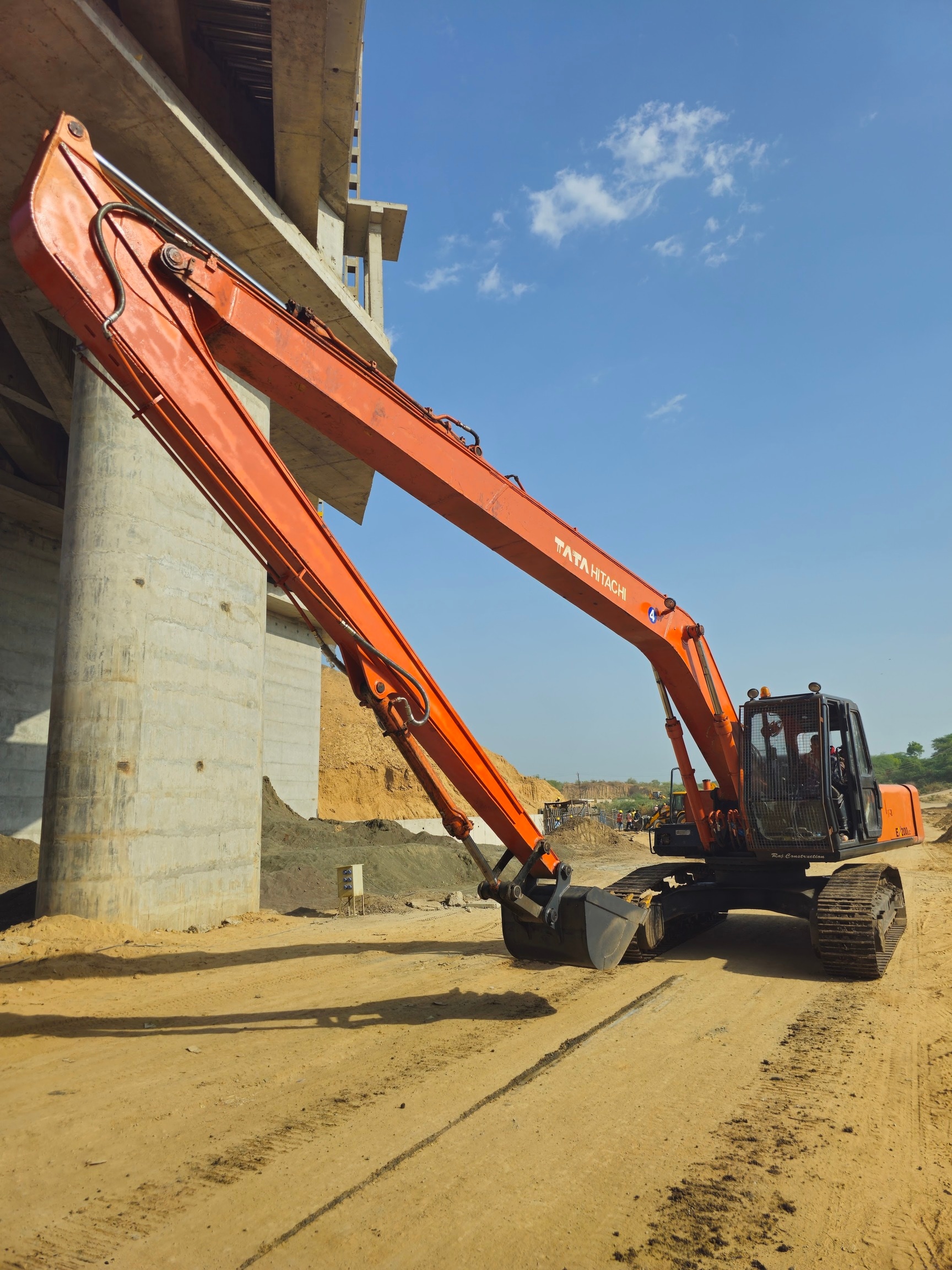 Typical Raj Top Excavators On Rent Poclain near Dr Nachiket Mehta Hospital Clinic ...