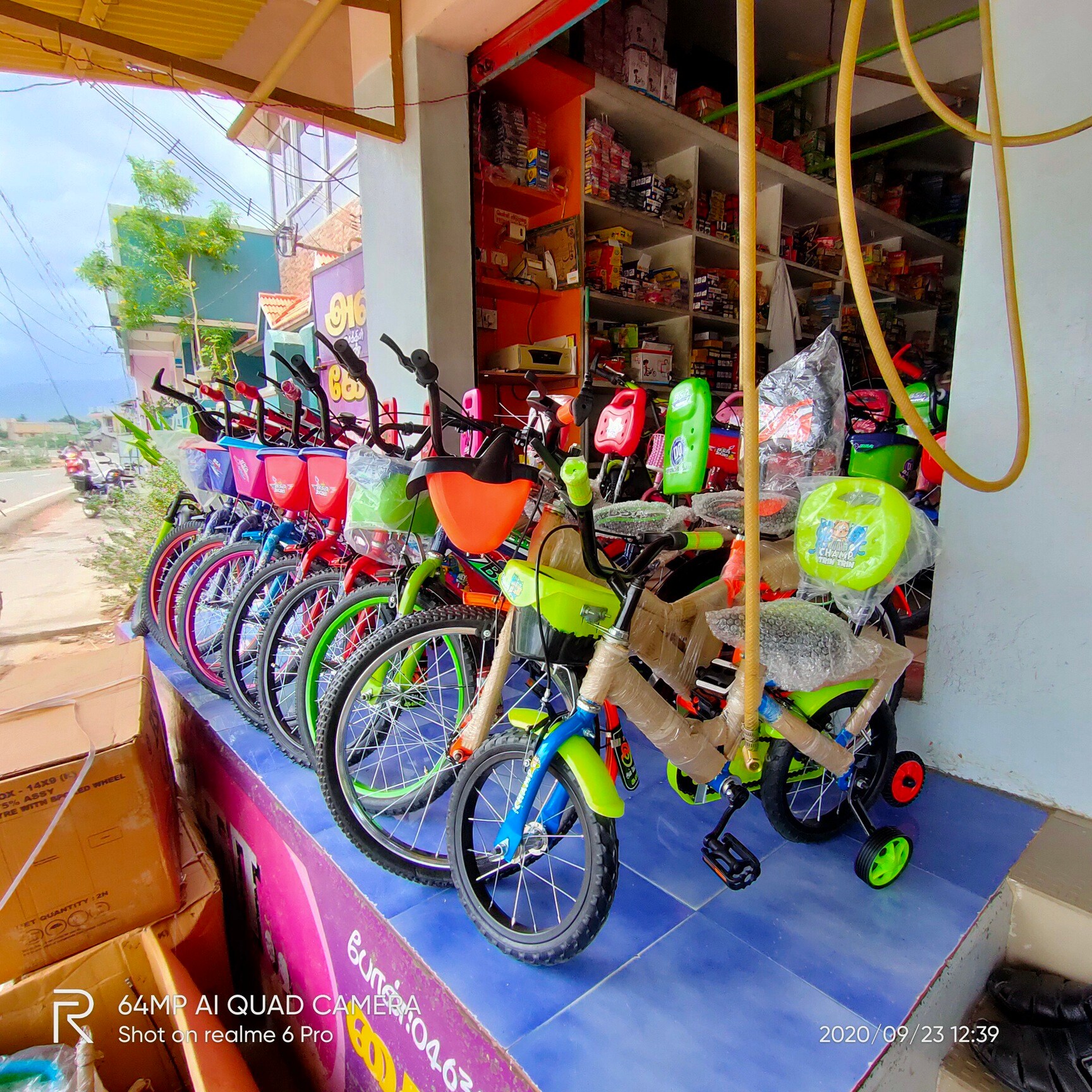 Royal Bicycle Royal Cycle Price Starting From Rs Find