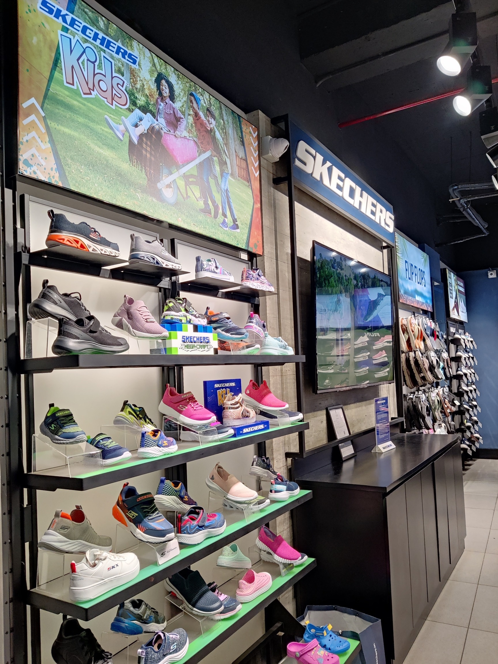 Factory Outlet Shoe Stores Near Me Kids Outlet Mall Skechers